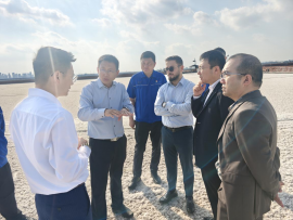 沙特水务局副局与光语生物公司负责人参观汉沽盐场